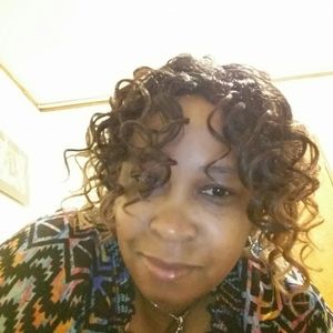 Meet your Posher, Traci